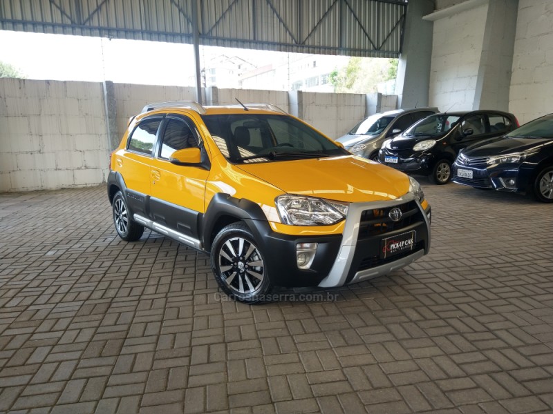 etios cross 1.5 16v flex 4p manual 2014 caxias do sul