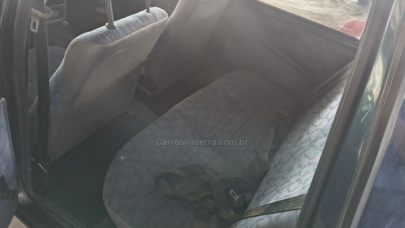 UNO 1.0 IE MILLE EP 8V GASOLINA 4P MANUAL - 2002 - CAXIAS DO SUL