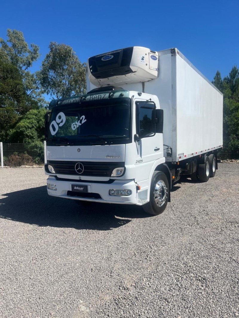 ATEGO 2425 3 EIXOS - 2009 - FARROUPILHA