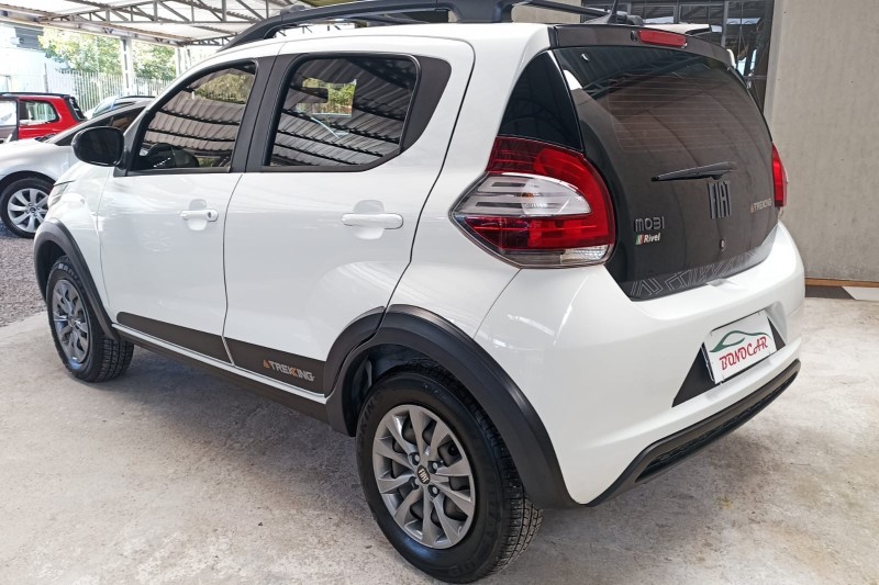 MOBI 1.0 TREKKING 8V FLEX 4P MANUAL - 2022 - CAXIAS DO SUL