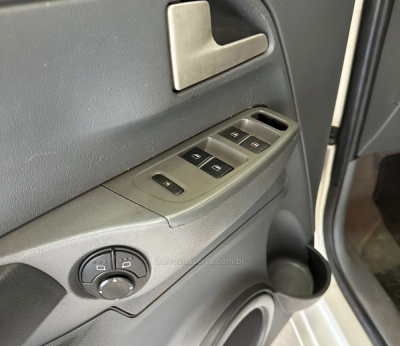 SPACEFOX 1.6 MI 8V FLEX 4P MANUAL - 2007 - ENCANTADO