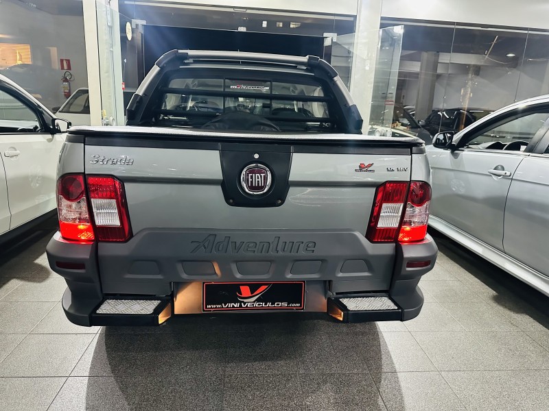 STRADA 1.8 MPI ADVENTURE CD 8V FLEX 2P MANUAL - 2012 - CAXIAS DO SUL
