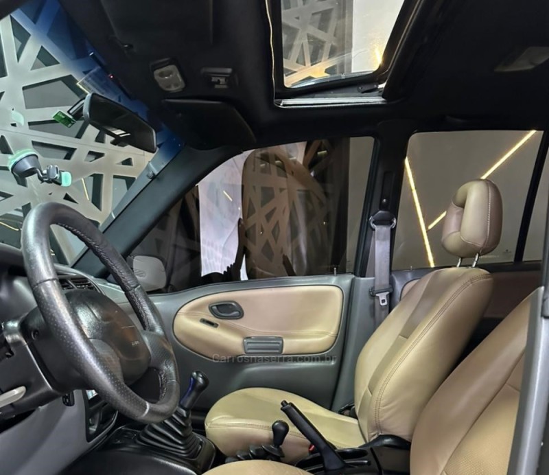 TRACKER 2.0 4X4 8V TURBO INTERCOOLER DIESEL 4P MANUAL - 2004 - ENCANTADO