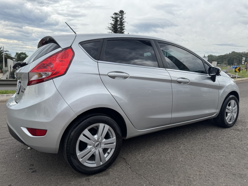 FIESTA 1.6 MPI HATCH 8V FLEX 4P MANUAL - 2012 - DOIS IRMãOS