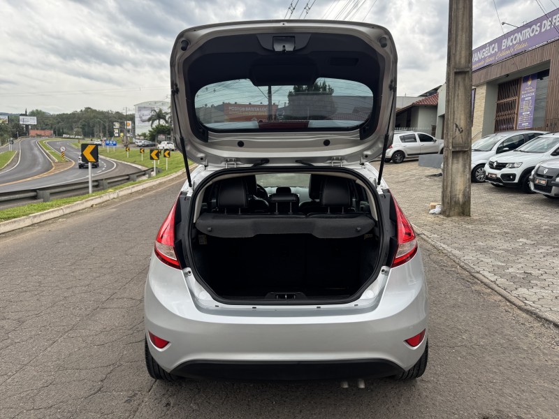 FIESTA 1.6 MPI HATCH 8V FLEX 4P MANUAL - 2012 - DOIS IRMãOS