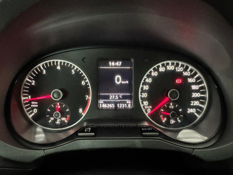 FOX 1.6 MI HIGHLINE 8V FLEX 4P MANUAL - 2014 - NOVA PRATA