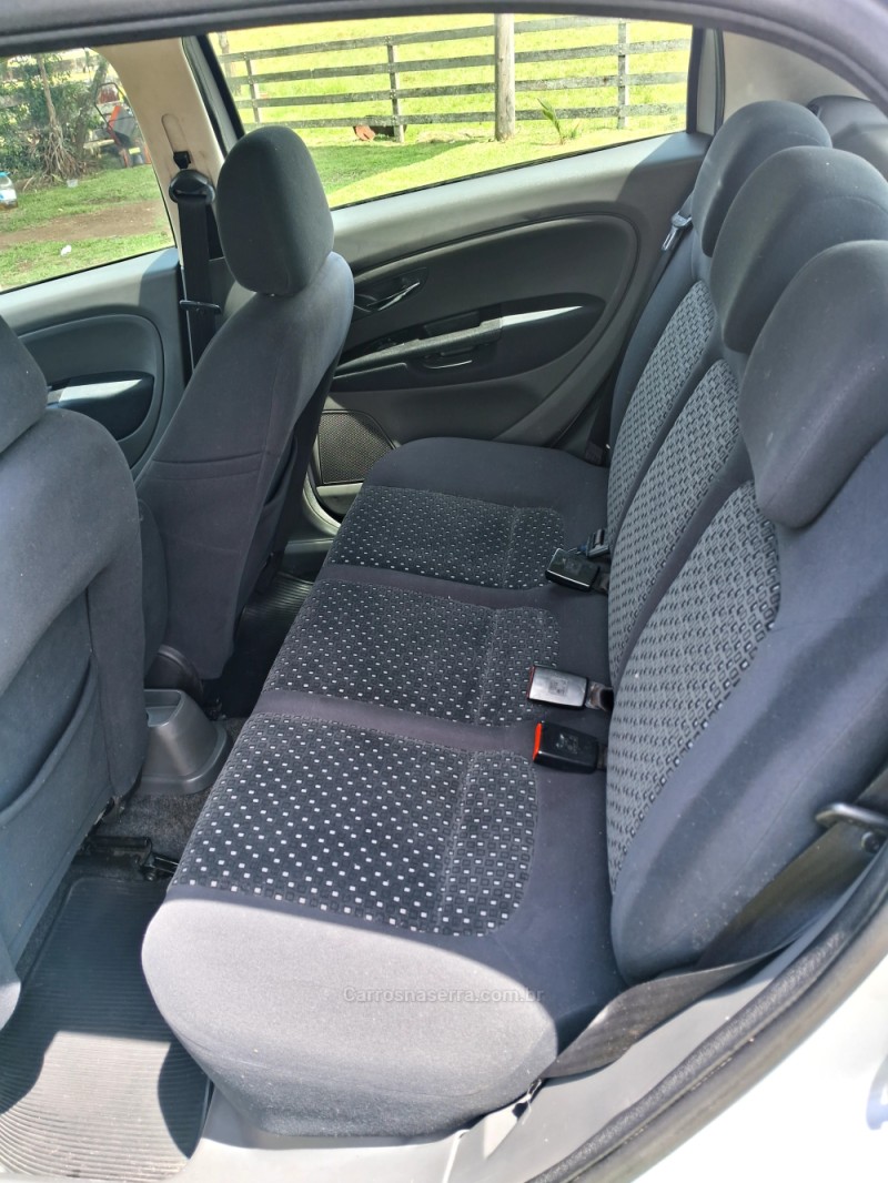 PUNTO 1.8 HLX 8V FLEX 4P MANUAL - 2010 - BENTO GONçALVES