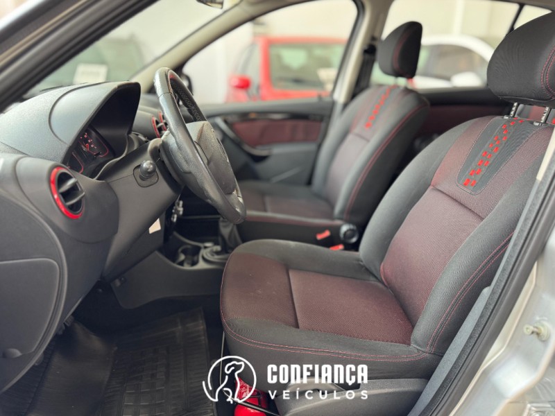 SANDERO 1.6 STEPWAY 8V FLEX 4P MANUAL - 2014 - BENTO GONçALVES