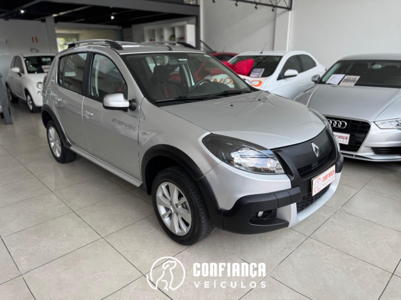 SANDERO 1.6 STEPWAY 8V FLEX 4P MANUAL - 2014 - BENTO GONçALVES