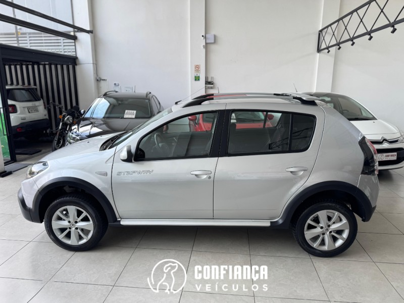 SANDERO 1.6 STEPWAY 8V FLEX 4P MANUAL - 2014 - BENTO GONçALVES