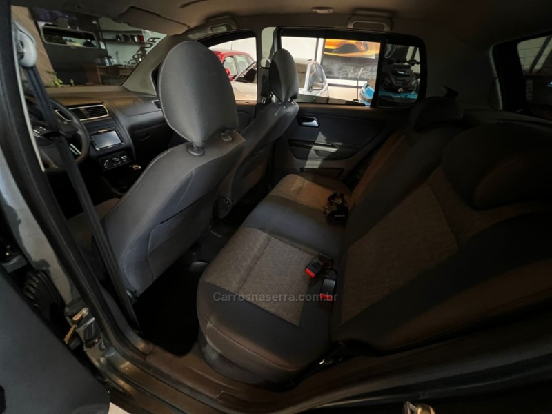 FOX 1.6 MI 8V FLEX 4P MANUAL - 2013 - CAMPO BOM