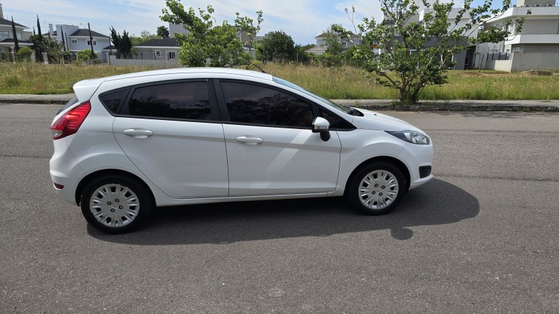 FIESTA 1.6 ROCAM SE 8V FLEX 4P MANUAL - 2017 - BENTO GONçALVES