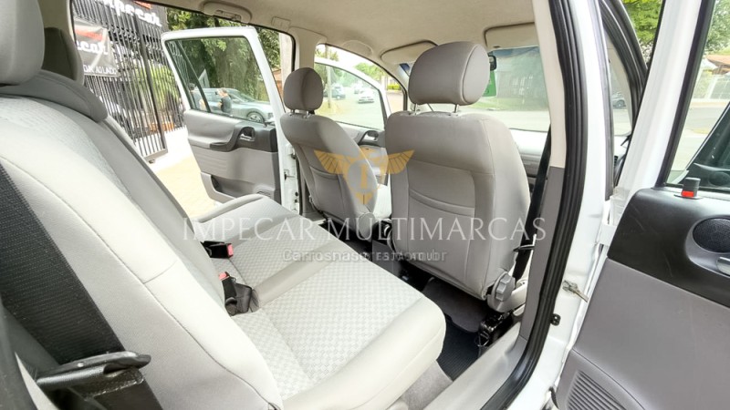 ZAFIRA 2.0 MPFI EXPRESSION 8V FLEX 4P AUTOMÁTICO - 2011 - NOVO HAMBURGO