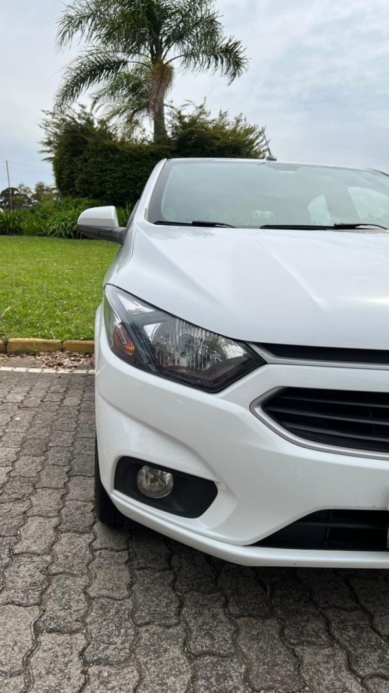 ONIX 1.4 MPFI LT 8V FLEX 4P MANUAL - 2018 - CAXIAS DO SUL