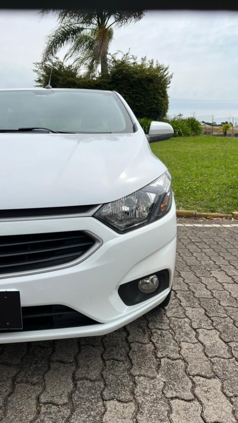 ONIX 1.4 MPFI LT 8V FLEX 4P MANUAL - 2018 - CAXIAS DO SUL