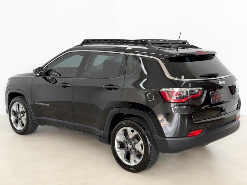 COMPASS 2.0 16V FLEX LIMITED AUTOMÁTICO - 2018 - CAXIAS DO SUL