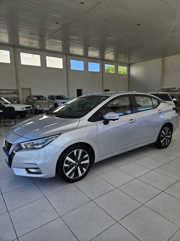 VERSA 1.6 EXCLUSIVE 16V FLEX 4P AUTOMÁTICO - 2021 - FARROUPILHA