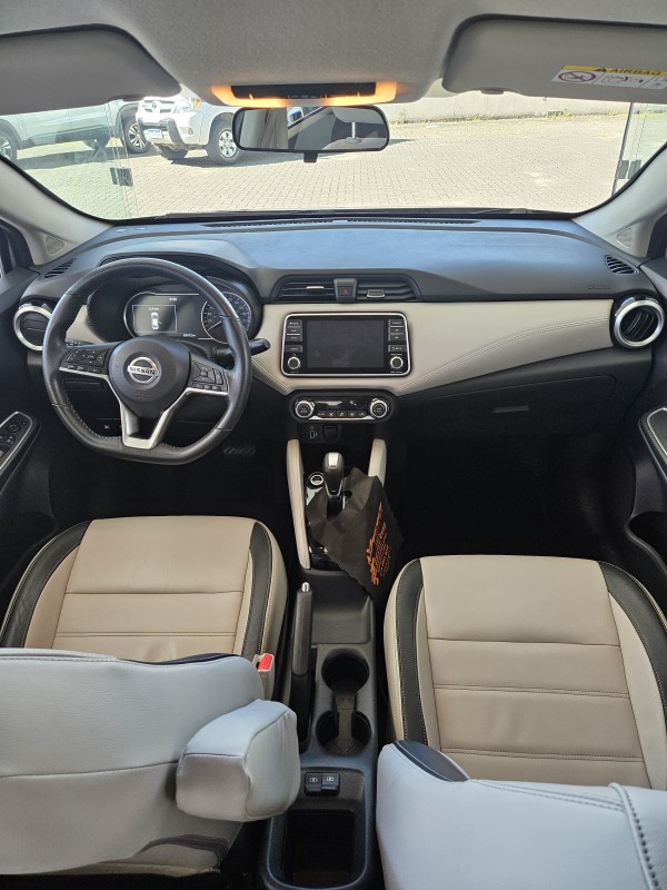 VERSA 1.6 EXCLUSIVE 16V FLEX 4P AUTOMÁTICO - 2021 - FARROUPILHA