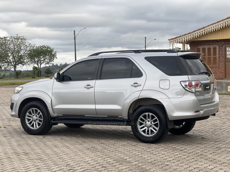 HILUX SW4 3.0 SRV 4X4 CD 16V TURBO INTERCOOLER DIESEL 4P AUTOMÁTICO - 2015 - ANTôNIO PRADO