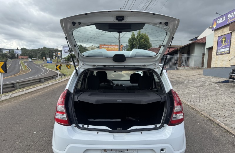 SANDERO 1.6 PRIVILÉGE 16V FLEX 4P AUTOMÁTICO - 2012 - DOIS IRMãOS