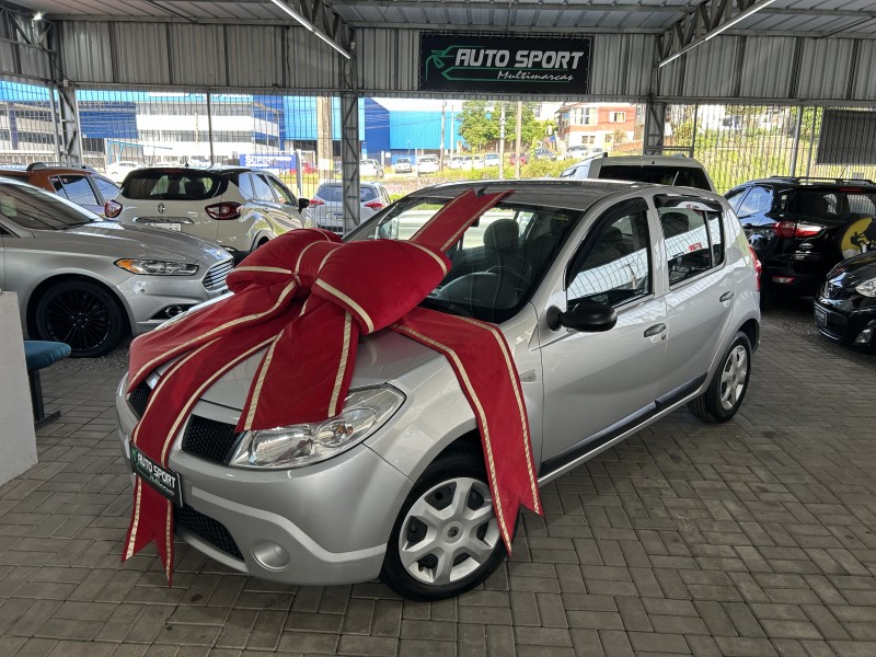 sandero 1.6 expression 8v flex 4p manual 2009 caxias do sul