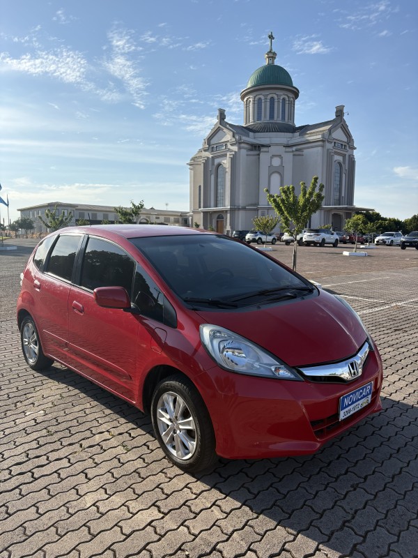 fit 1.4 lx 8v gasolina 4p automatico 2013 farroupilha