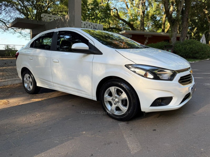 PRISMA 1.4 MPFI LT 8V FLEX 4P MANUAL - 2019 - DOIS IRMãOS