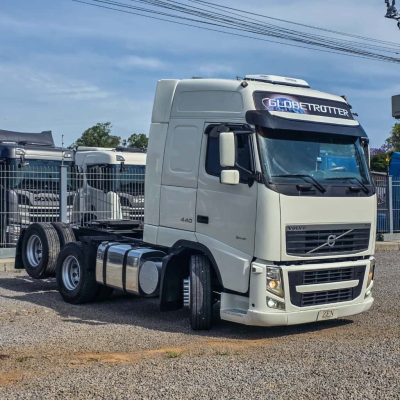 FH 440 GLOBETROTTER 6X2 - 2011 - GARIBALDI