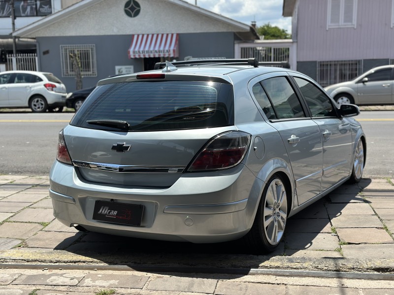 VECTRA 2.0 SFI GT HATCH 8V FLEX 4P MANUAL - 2011 - CAXIAS DO SUL