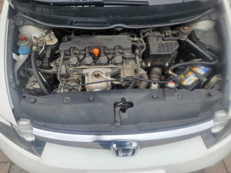 CIVIC 1.8 LXS 16V FLEX 4P AUTOMÁTICO - 2008 - VERANóPOLIS