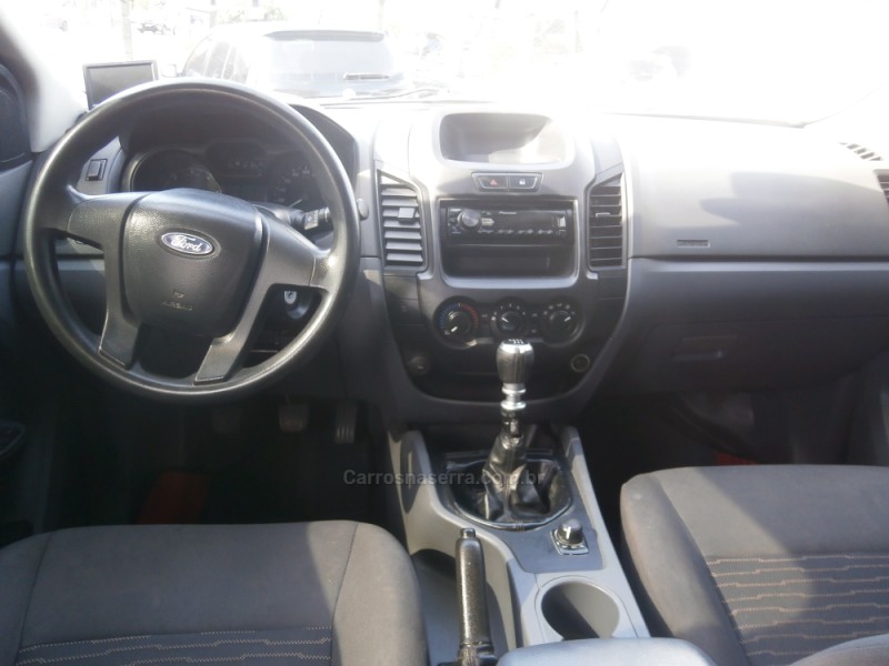 RANGER 2.2 XL 4X4 CD 16V DIESEL 4P MANUAL - 2015 - FARROUPILHA