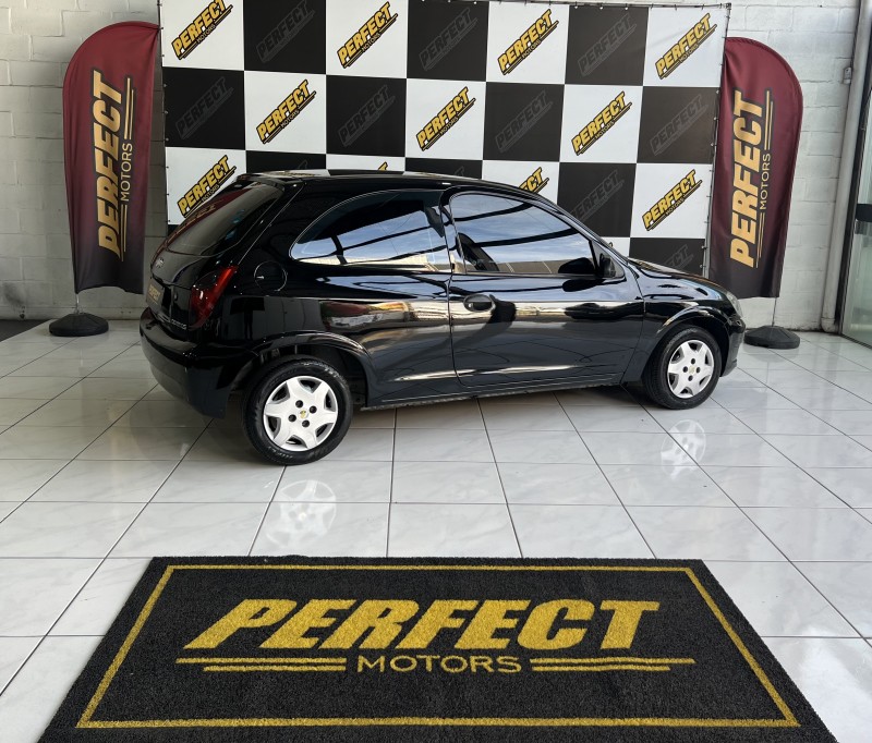 CELTA 1.0 MPFI LS 8V FLEX 2P MANUAL - 2012 - PORTãO