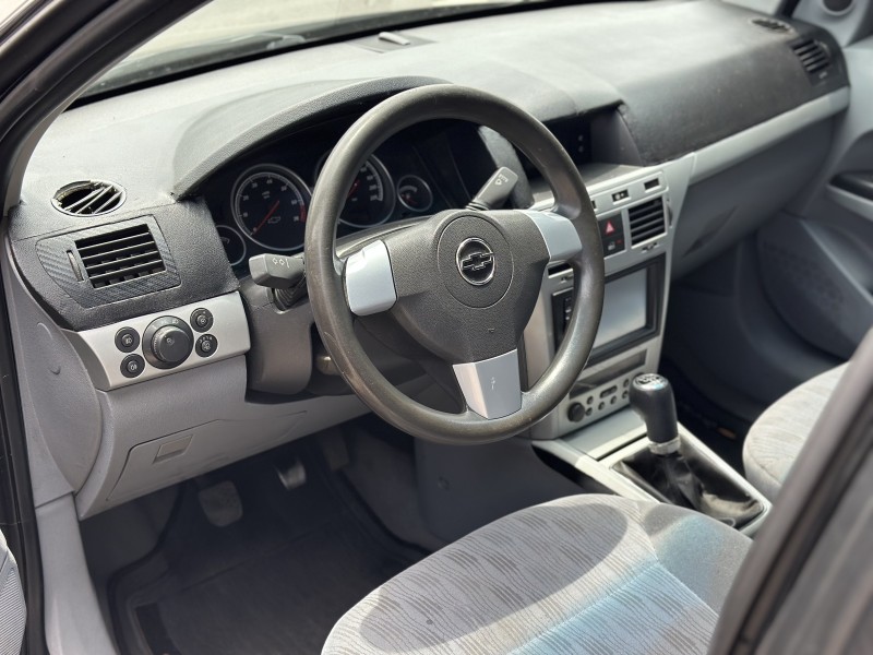 VECTRA 2.0 MPFI ELEGANCE 8V FLEX 4P MANUAL - 2006 - CAXIAS DO SUL