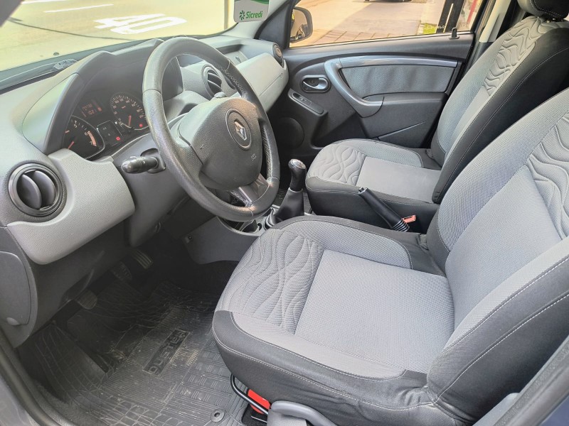 DUSTER 1.6 DYNAMIQUE 4X2 16V FLEX 4P MANUAL - 2013 - CAXIAS DO SUL