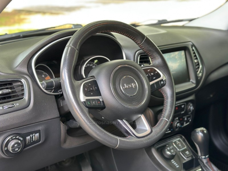 COMPASS 2.0 TRAILHAWK TD350 TURBO DIESEL 4X4 4P AUTOMÁTICO - 2017 - DOIS IRMãOS