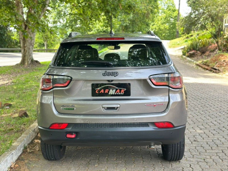 COMPASS 2.0 TRAILHAWK TD350 TURBO DIESEL 4X4 4P AUTOMÁTICO - 2017 - DOIS IRMãOS