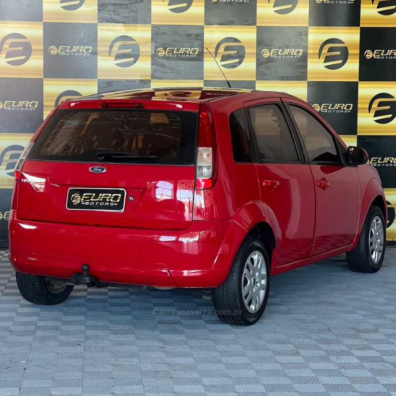 FIESTA 1.0 MPI CLASS 8V FLEX 4P MANUAL - 2009 - PORTãO