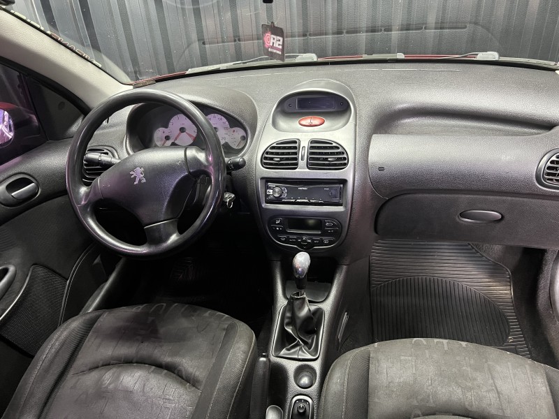 206 1.6 TECHNO 16V GASOLINA 4P MANUAL - 2006 - CAXIAS DO SUL