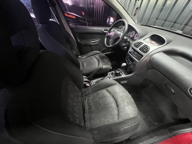 206 1.6 TECHNO 16V GASOLINA 4P MANUAL - 2006 - CAXIAS DO SUL