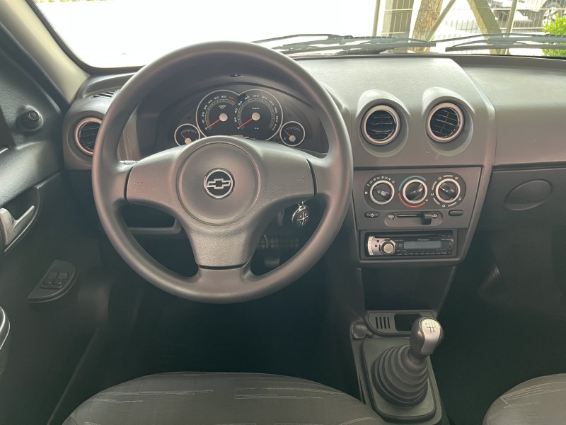 PRISMA 1.4 MPFI MAXX 8V FLEX 4P MANUAL - 2010 - GARIBALDI