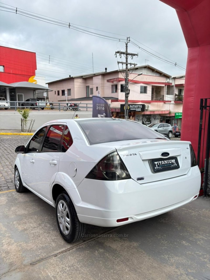FIESTA 1.6 ROCAM SE SEDAN 8V FLEX 4P MANUAL - 2014 - SãO FRANCISCO DE PAULA