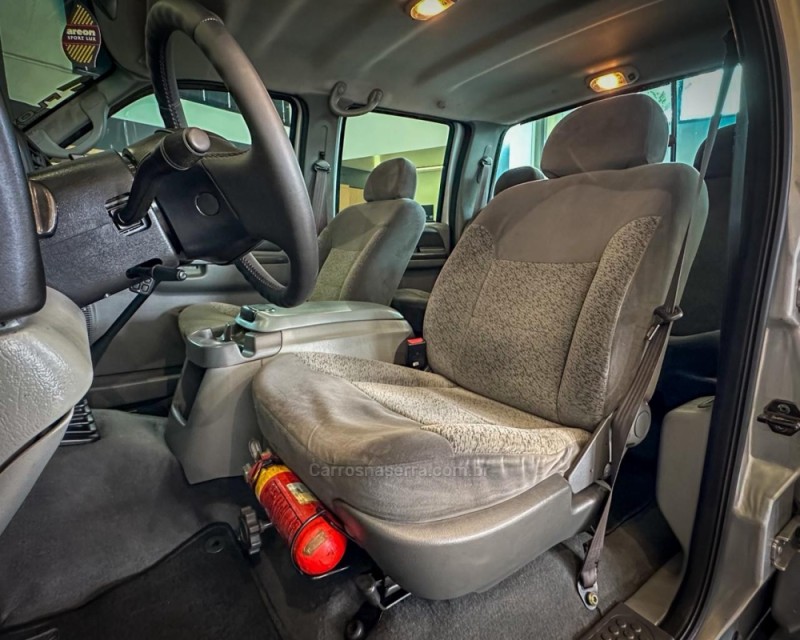 F-250 3.9 XLT MAX POWER 4X4 CD DIESEL 4P MANUAL - 2007 - GARIBALDI