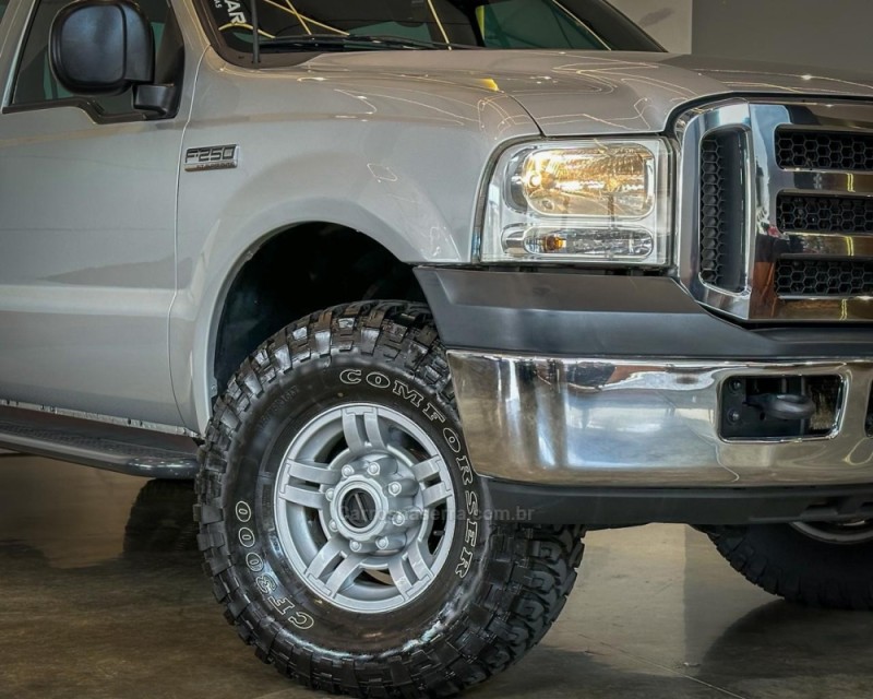 F-250 3.9 XLT MAX POWER 4X4 CD DIESEL 4P MANUAL - 2007 - GARIBALDI