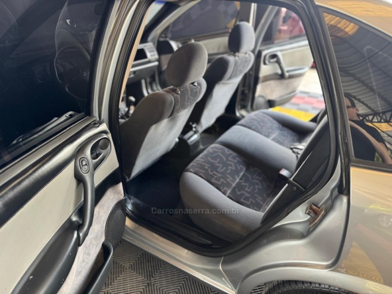 VECTRA 2.0 MPFI GL 8V GASOLINA 4P MANUAL - 1998 - CAXIAS DO SUL