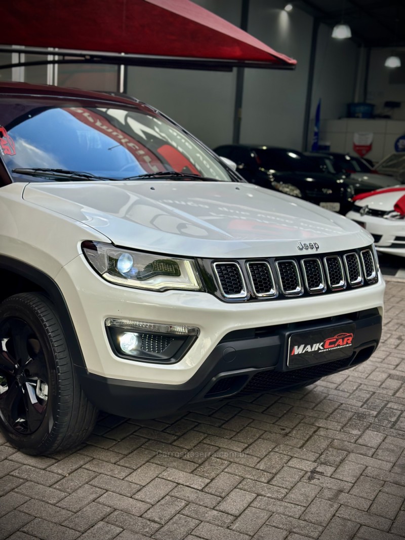 COMPASS 2.0 16V DIESEL LONGITUDE 4X4 AUTOMÁTICO - 2018 - ESTâNCIA VELHA