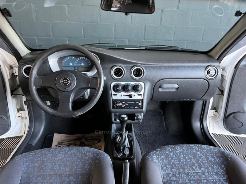 CELTA 1.0 MPFI SUPER 8V FLEX 2P MANUAL - 2005 - CAXIAS DO SUL