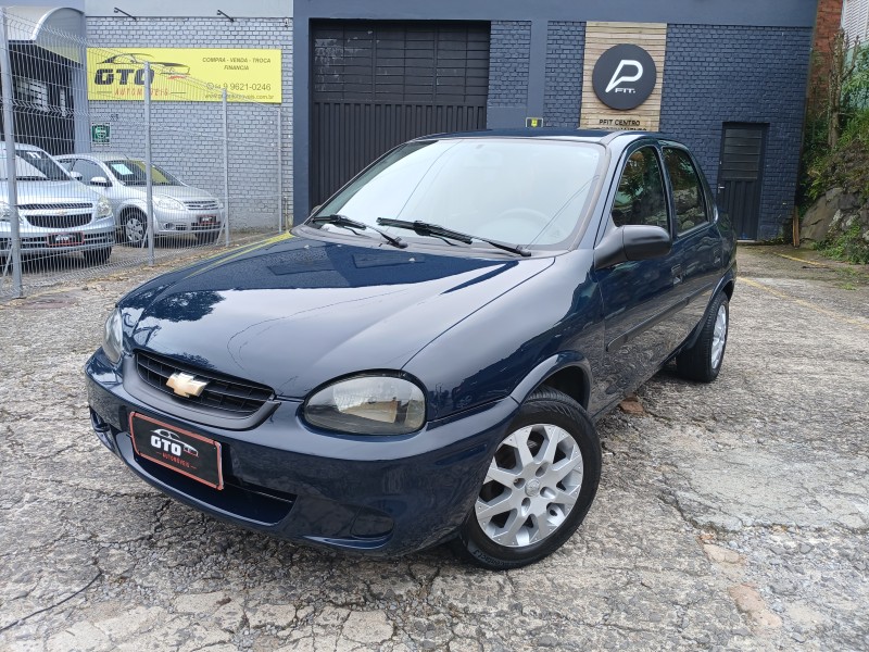 CLASSIC 1.0 MPFI LIFE 8V GASOLINA 4P MANUAL