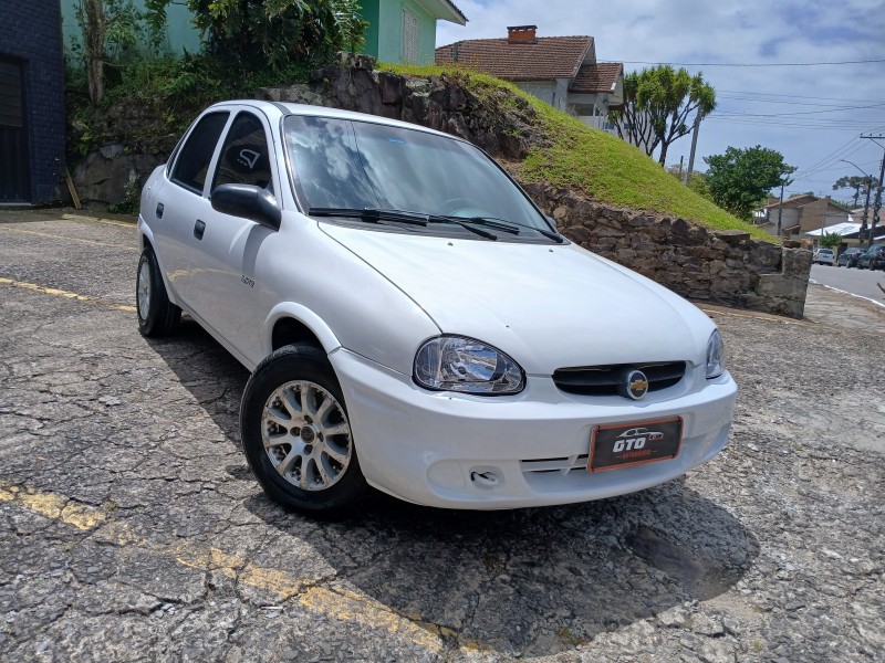 CLASSIC 1.0 MPFI LIFE 8V FLEX 4P MANUAL - 2008 - FARROUPILHA