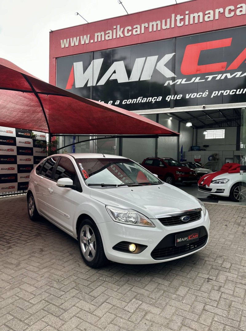 FOCUS 1.6 GLX 16V FLEX 4P MANUAL - 2013 - ESTâNCIA VELHA