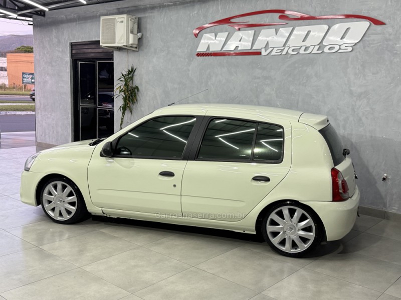 CLIO 1.0 EXPRESSION 16V FLEX 4P MANUAL - 2014 - SAPIRANGA